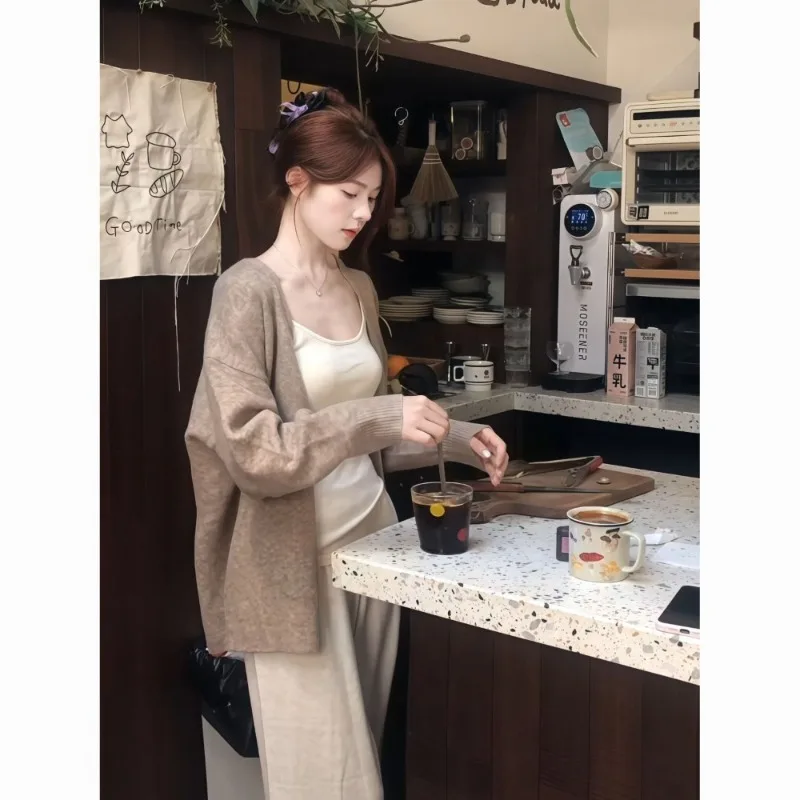 Women Lazy and Relaxed Korean Sweater Jacket Knitted Cardigan Women's 2025 Spring and Autumn New Loose and Gentle Wind Top