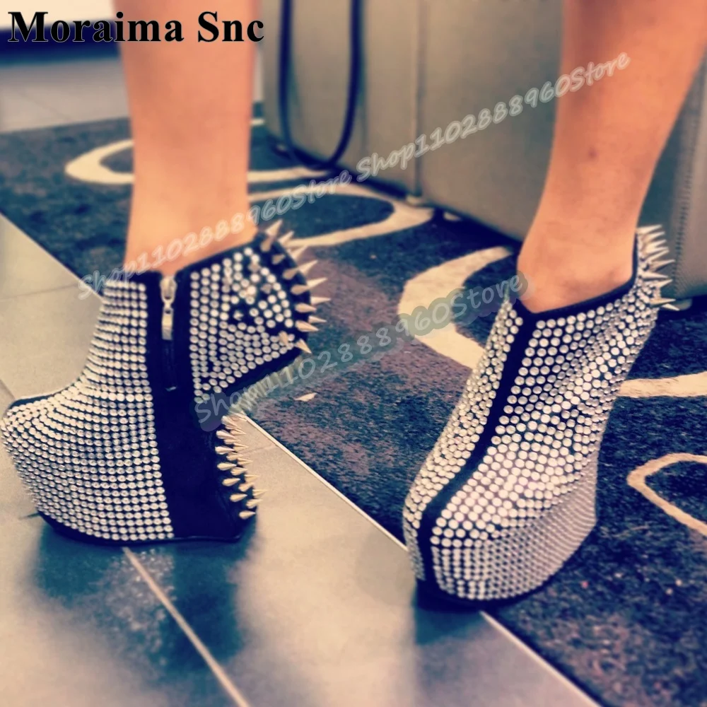 

Black Flock Full Crystals Rivets Platform Pumps Strange Style Heel Shoes For Women Side Zipper Round Toe Sparkling Trendy Pumps