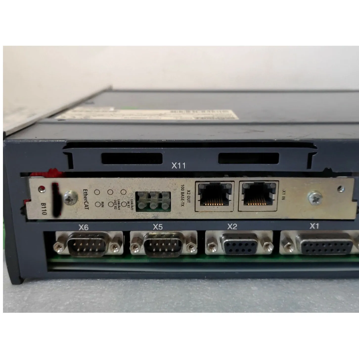 AX2003 S60300-520 เซอร์โวไดรฟ์