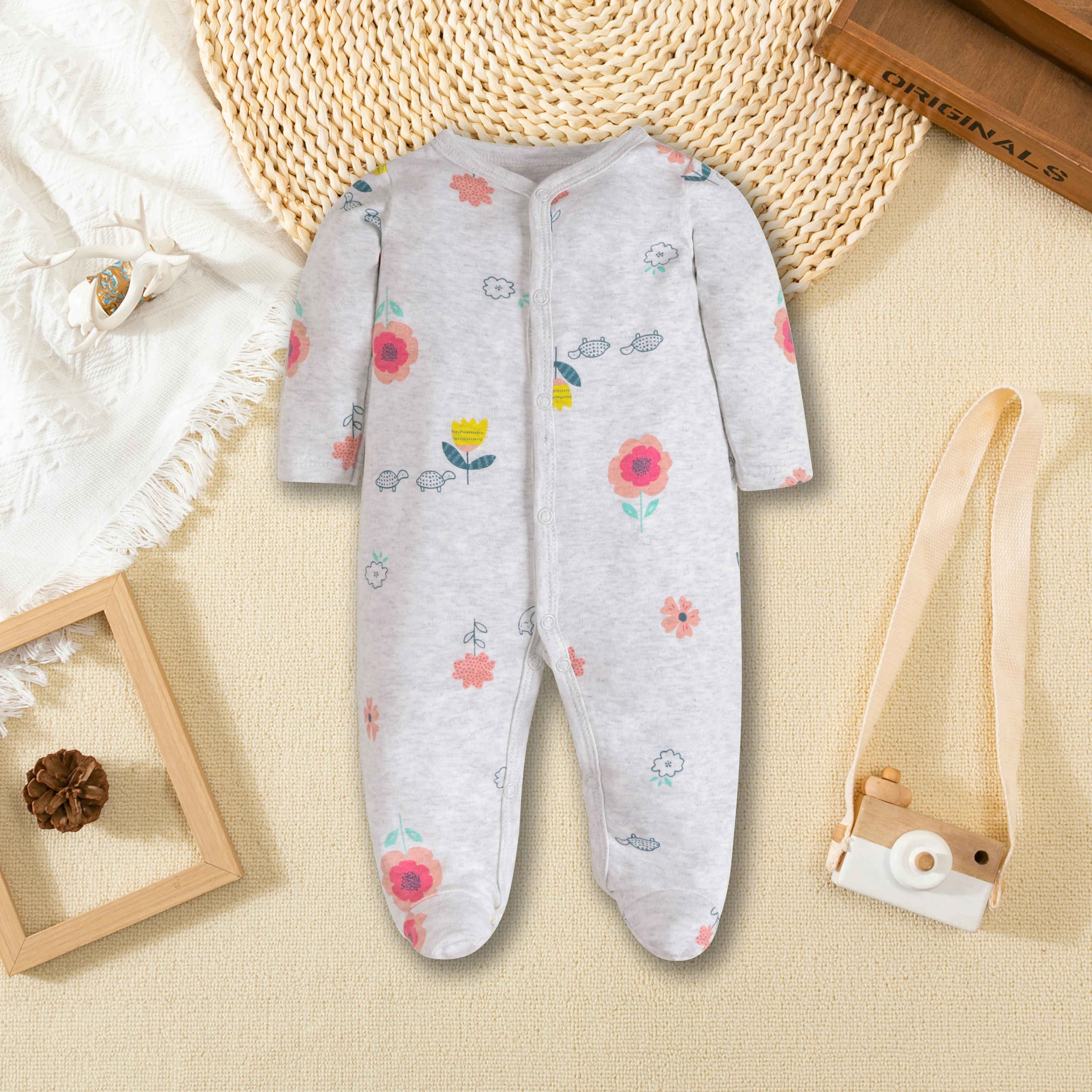 

Cozy Long Sleeve Footed Onesie for Newborns, Infant's Clothing, Soft Baby Clothes Romper.