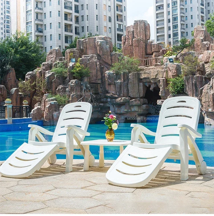 White plastic pool lounge chair/leisure sun lounger chair