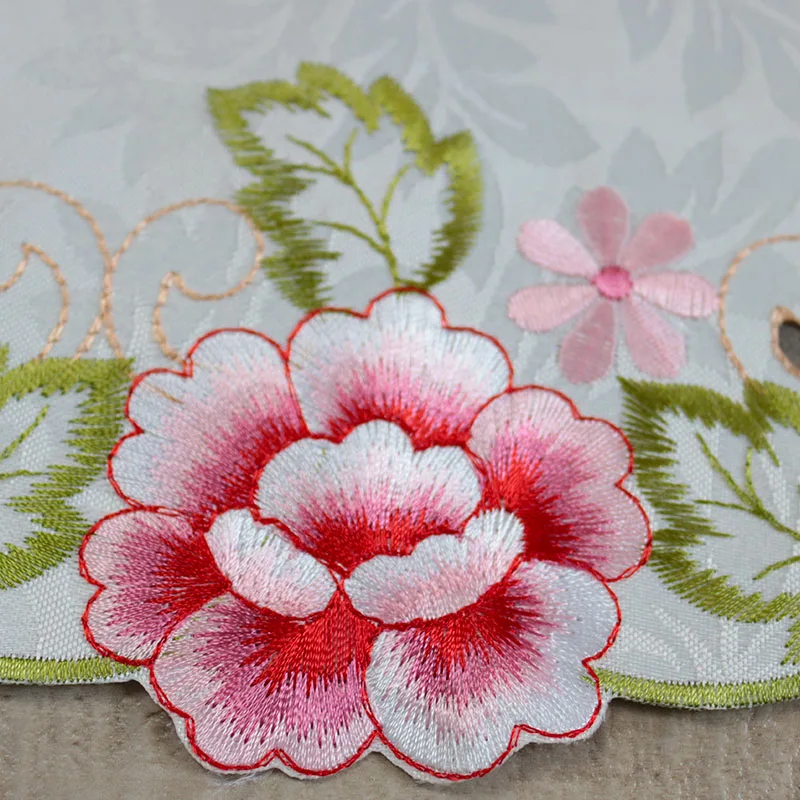 Europe Rose flower embroidery table place mat cloth Wedding Christmas dining placemat kitchen Table decoration and accessories