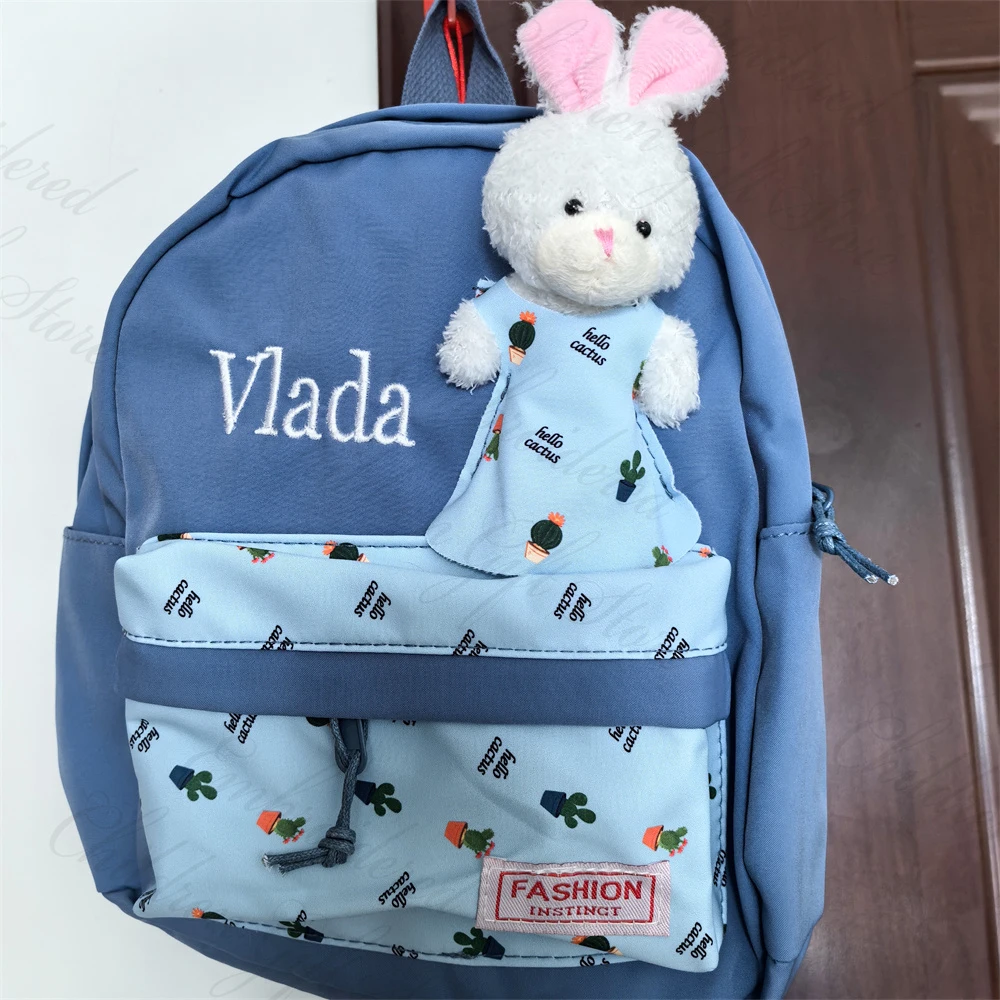 Mochila pequeña con nombre personalizado para niños, morral escolar con dibujos animados de conejo, juguete para niños