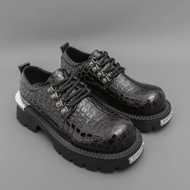 

Retro Casual Men's Commuter Thick Bottom Large Head Shoes Black Heightening Derby Shoes Leather Shoes Carved Wing Pattern