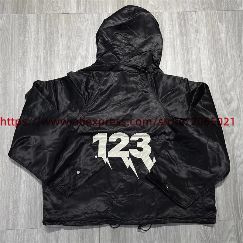 2023fw RRR123 Hooded Bread Puffer Jacket Parkas Men Women 1:1 High Quality RRR-123 Thicken Down Coats