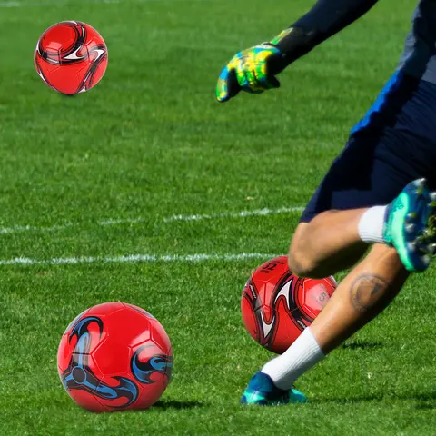 1 pezzo di calcio ciclonico taglia 3 e 5, pallone da calcio rosso gonfiabile morbido, adatto per l'allenamento e il gioco delle partite