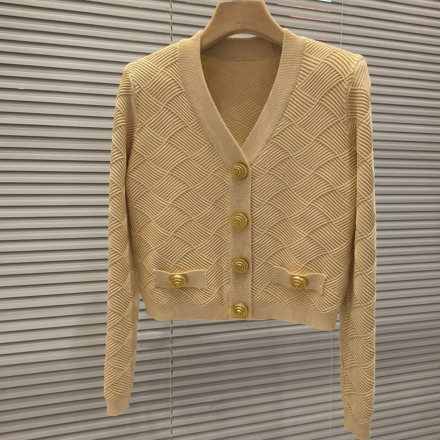 سترة صوفية محبوكة مفتوحة منسوجة من V-Ne إصدار راقي، متعددة الاستخدامات، طويلة بطول Sve ort للنساء...