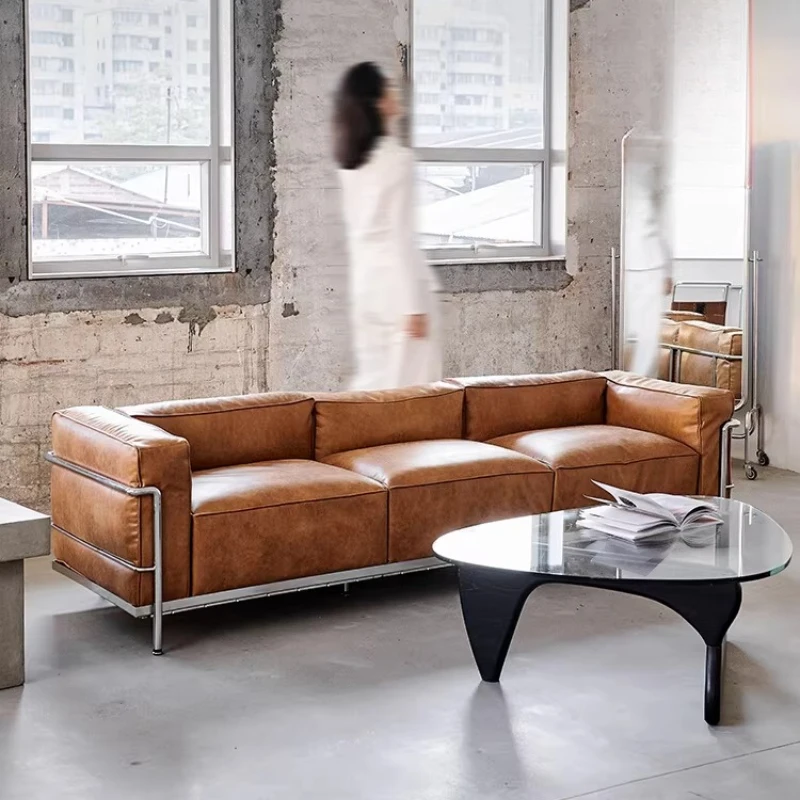 

Ретро-диван для гостиной в современном минималистичном стиле, трехместный, кожаный, прямой, в средневековом стиле.