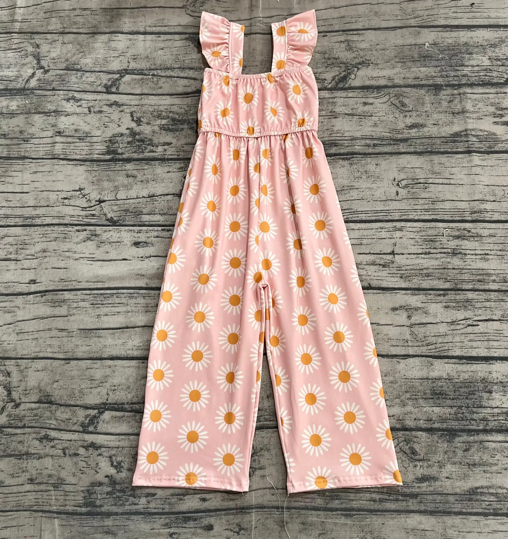 

4.30 Wholesale hot sale Western Boutique children clothing Baby Girls Flutter Sleeves Peach Daisy Flowers Bell Jumpsuits