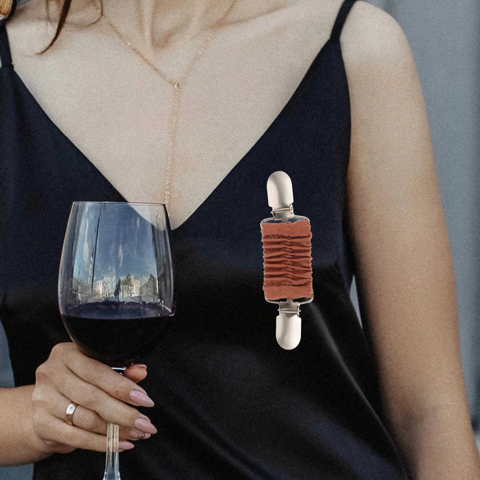 المرأة الخصر كليب اللباس السرج كليب ل الجزء الخلفي من اللباس قميص سترة سترة الملابس والاكسسوارات بروش الأزياء والمجوهرات