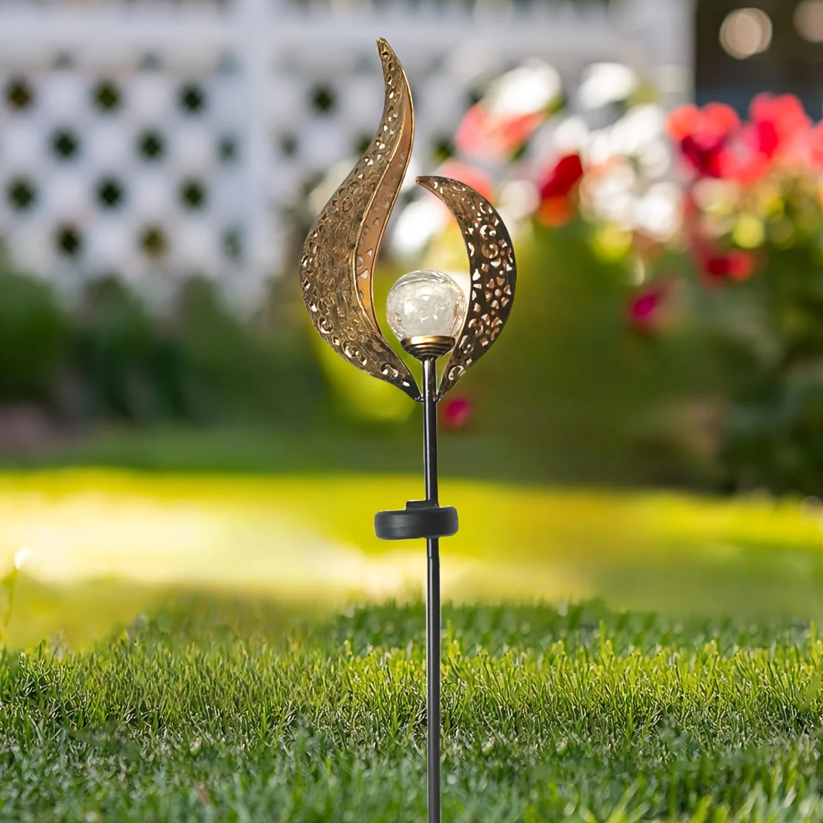 Outdoor Garden Solar Statue Light, Outdoor Solar Lights Garden Stake Lights, Crackle Glass Globe Stake Lights, for Pathway, Lawn, Patio or Courtyard Home Decor