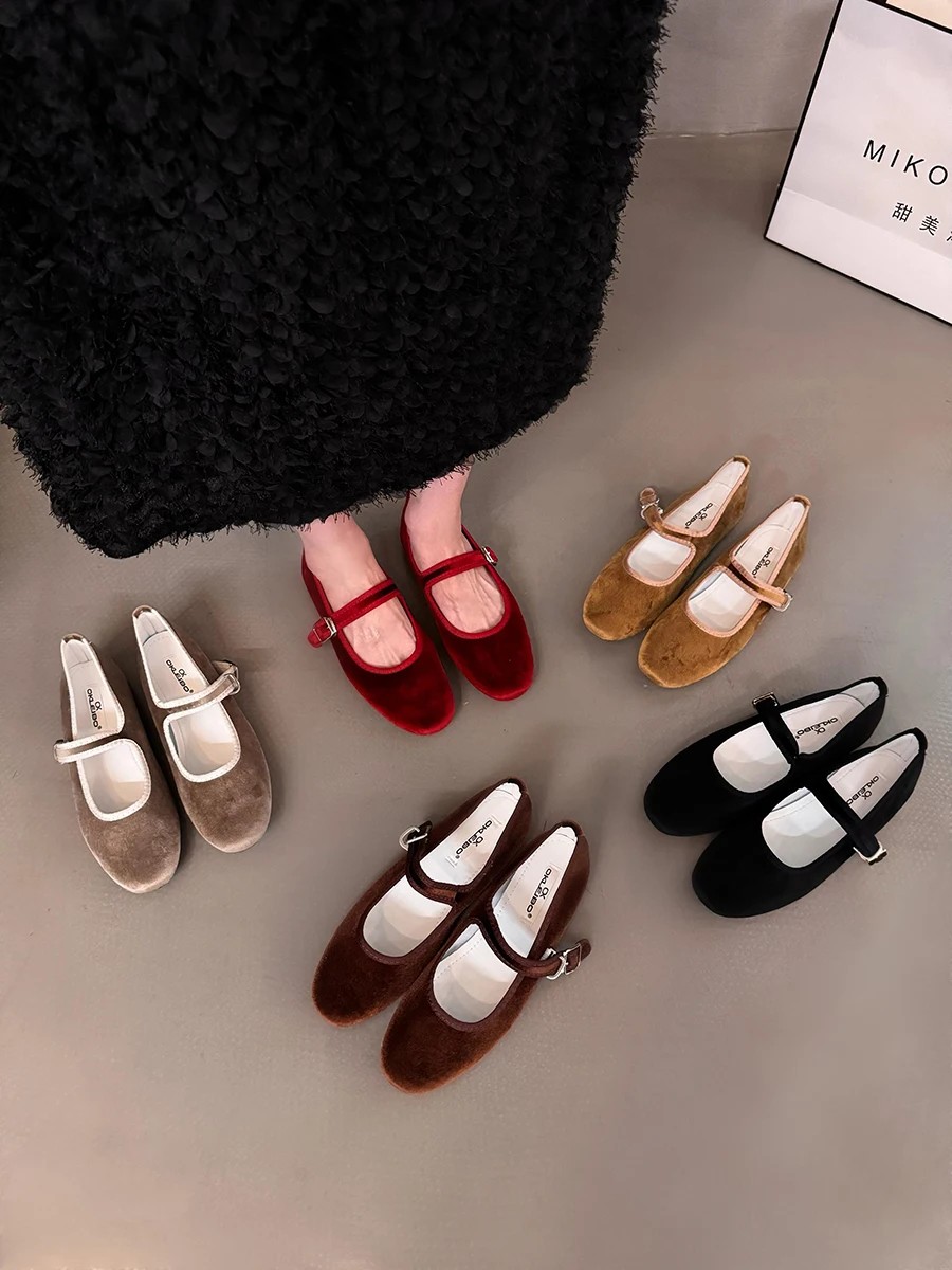 2024 Spring Women Vintage Flats Buckle Velvet Round Toe Mary Janes Casual Shoes Comfort Loafers Shoes