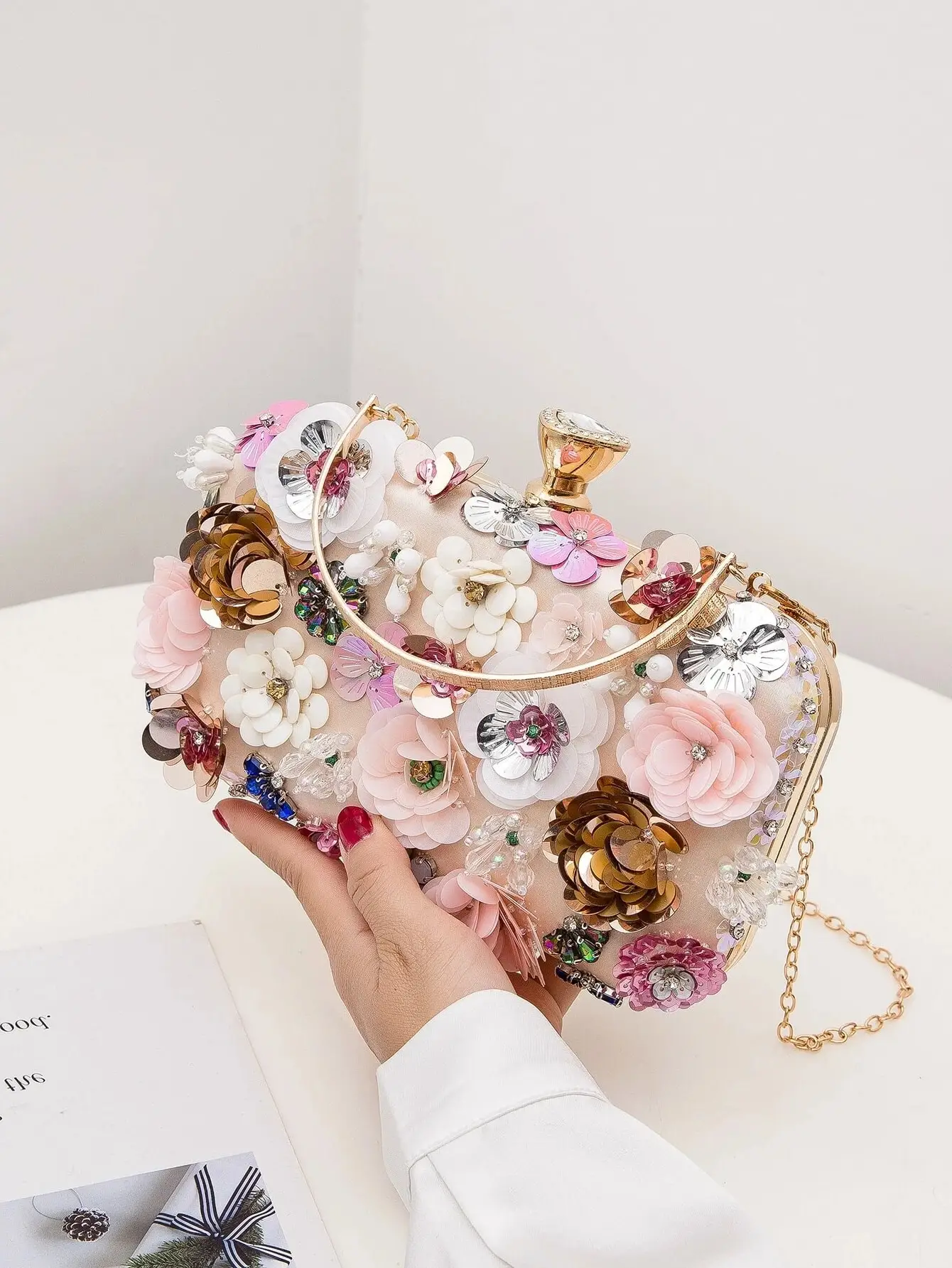 

2025 Handmade Pearl Floral Clutch - Rhinestone Evening Bag for Party/Wedding/Prom/Bride