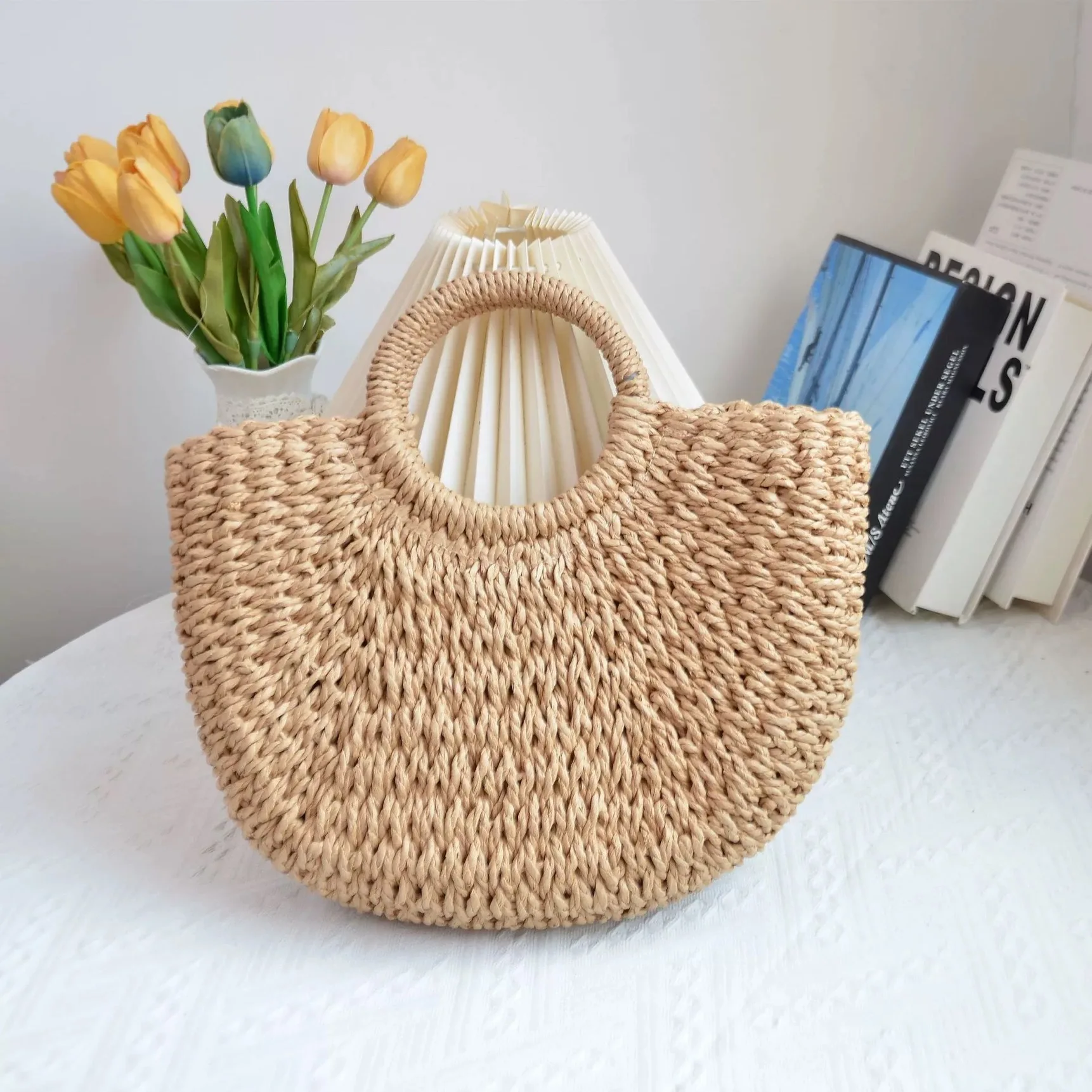 2026 Bohemian Straw Woven Tote Bag Round Ring Handle Casual Beach Handbag Women Summer Vacation Leisure Travel Bag