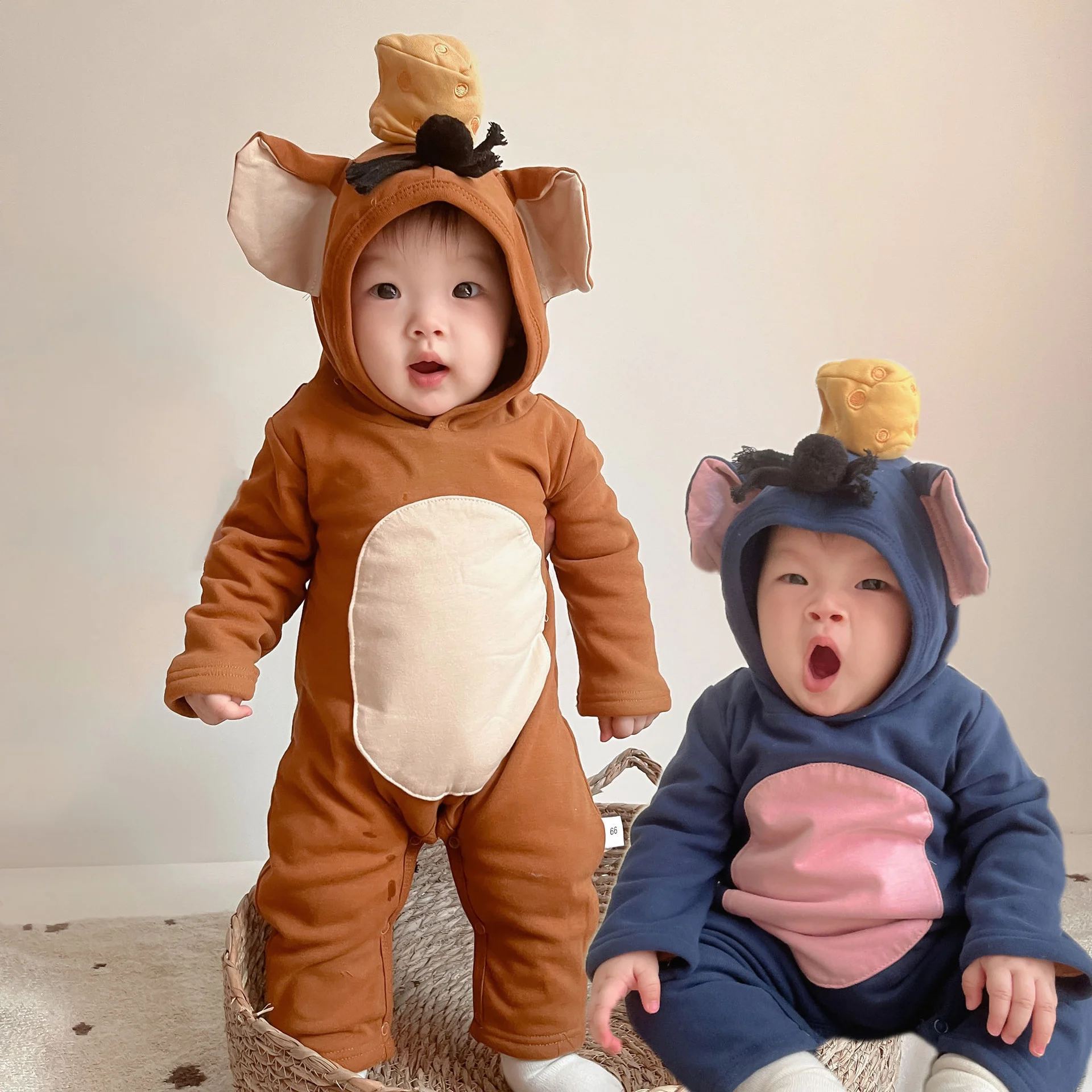 Autumn And Winter 2022 New Korean Version Thickened Baby Costume Ins Mouse Top Cheese Style Plush Romper Bag Fart Coat