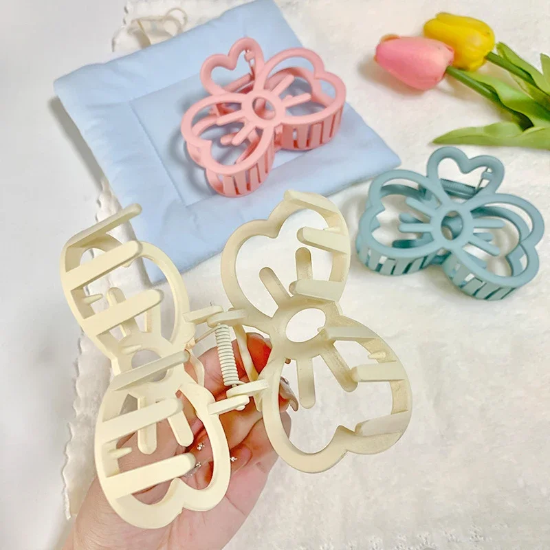 

New Candy Color Cat Bow Hair Clip Plastic Claw Clip Fashion Crab Hair Clip for Girls Sweet Hairs Claw Women Hair Accessories
