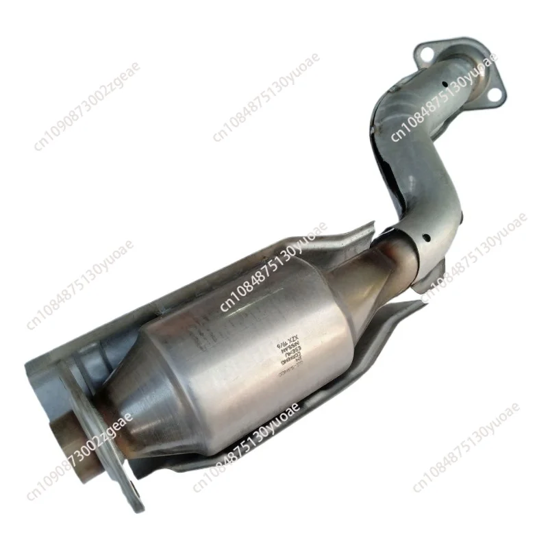 Middle Section Exhaust Pipe, Front Branch, Suitable for Nissan Qashqai 2.0