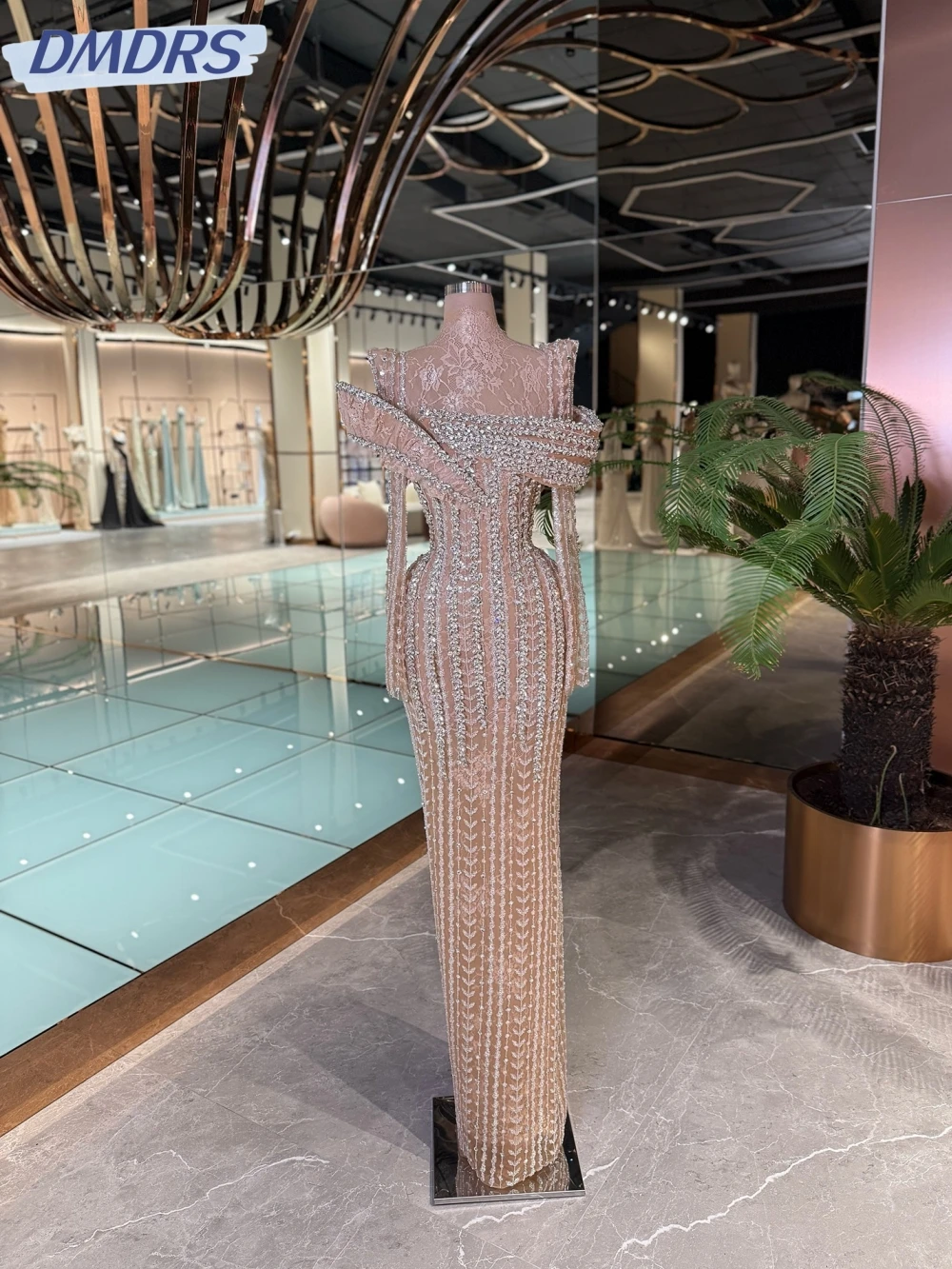 

Stunning Silver Embroidery Crystal Evening Dress High Collar Long Sleeve Wedding Party Gown Customized Graceful Prom Dresses