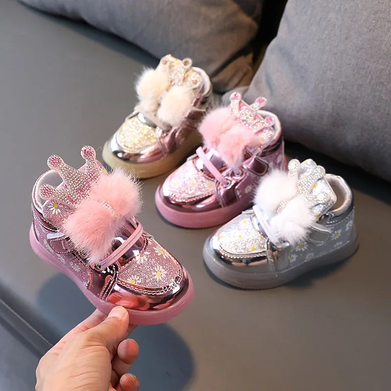 Girls Glowing Sneakers with LED Light Fashion Soft Fluffy Bow-knot with Crown Princess Flowers Children Glitter Luminous Shoes