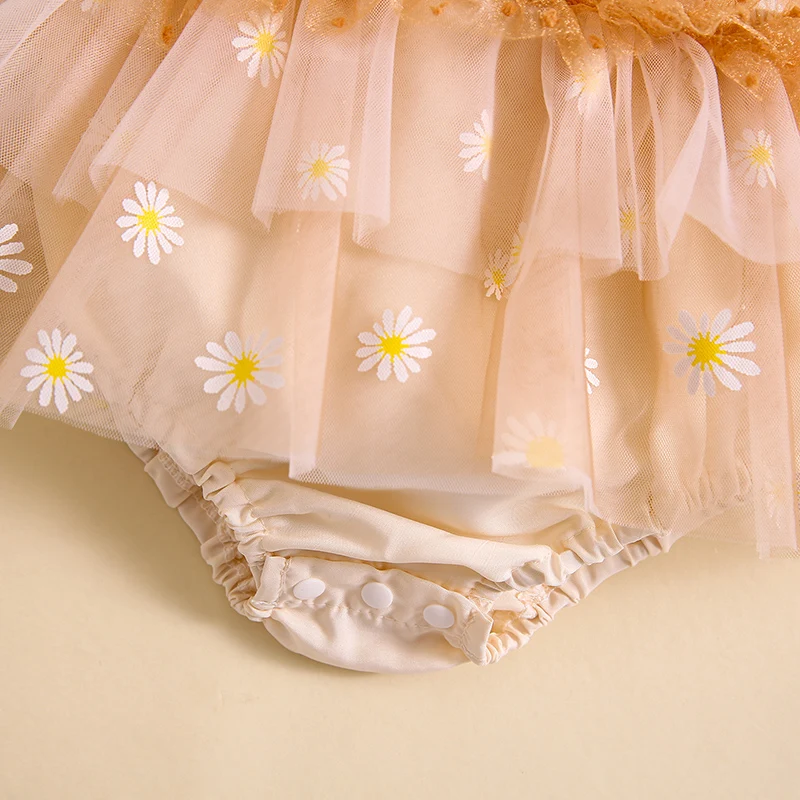 Robe barboteuse en maille brodée de fleurs pour bébé fille, vêtements d'été pour nouveau-né, manches volantes, combinaison et bande de sauna