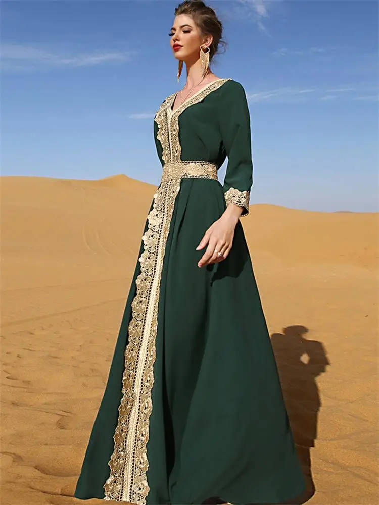 Embroidered Arabic Dress Contain Belt Floral Embroidered Kaftan Retro Elegant Ramadan Clothing 2024 New Style Women Arabic Dress