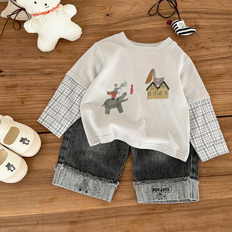 

2025 New Autumn Simple Drawing Pattern Splicing Grid Sleeves Fake Two-piece Cotton Top for Children