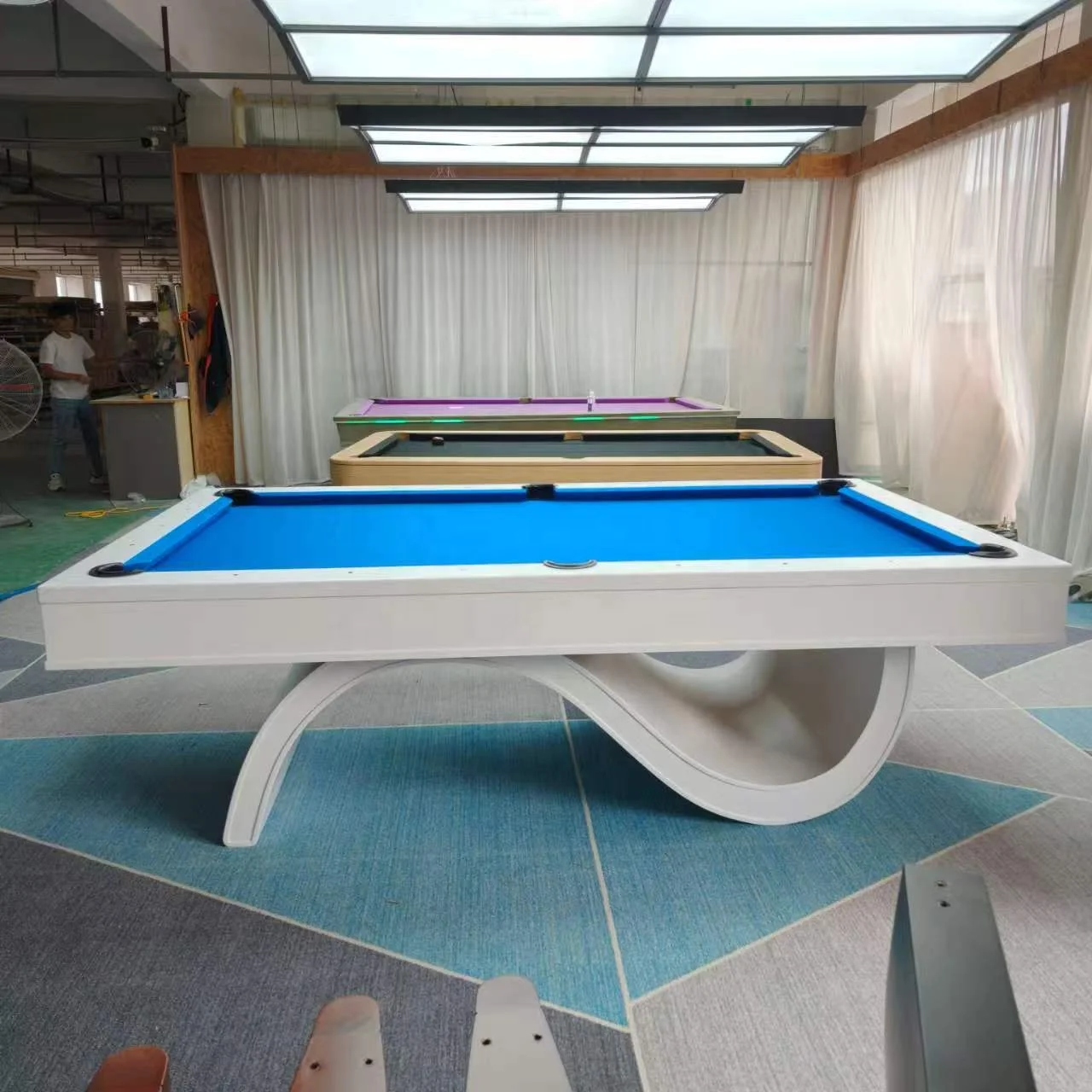 Custom 9ft Solid Wood Pool Table Factory Wholesale Luxury Billiard Table with Rubber Cushion & Leather Pockets CE Certified
