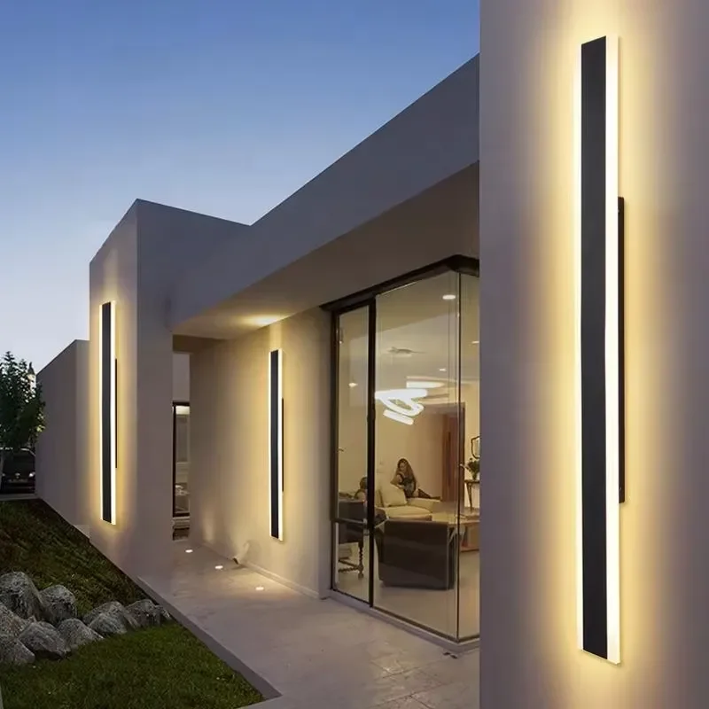 Solar cylindrical/square LED aluminum polycarbonate IP65 waterproof outdoor wall lamp with light sensor, suitable for