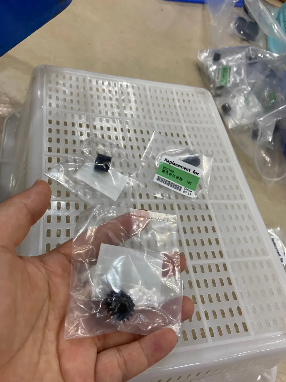 

5pcs Pre-Registration Transport Drive Motor Gear For Xerox 700 770 550 560 C60 C70 C75 J75 DocuColor 240 242 250 252 127K51970