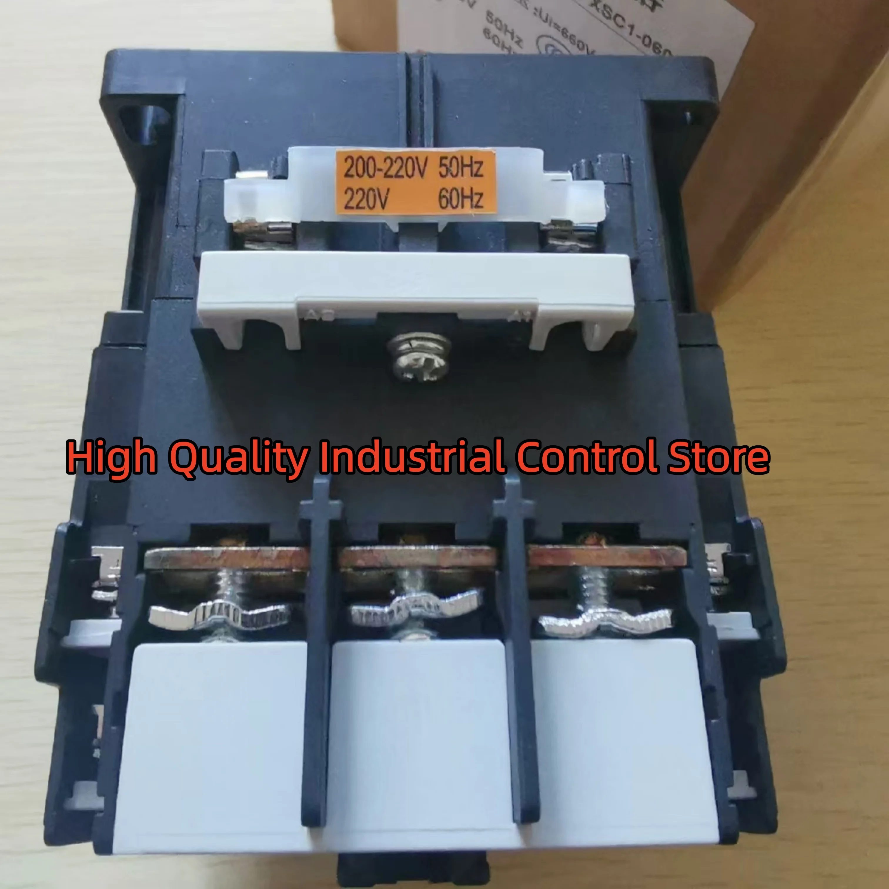 

S-P60T AC220 S-P40T новый в коробке Магнитный контактор переменного тока AC110V