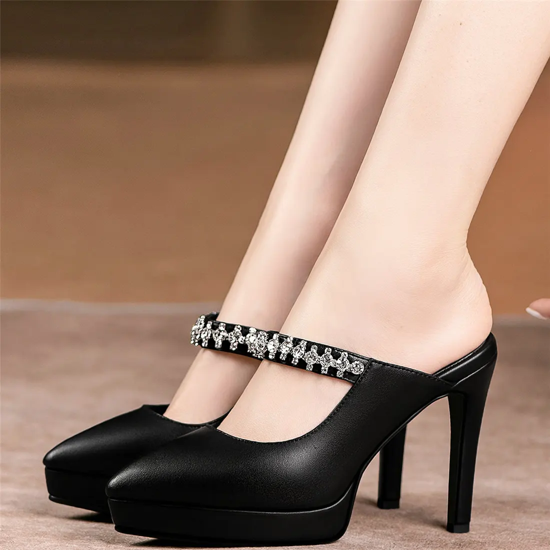 

Rhinestones Wedding Party Mules Women Genuine Leather High Heel Gladiator Sandals Female Pointed Toe Platform Pumps Casual Shoes