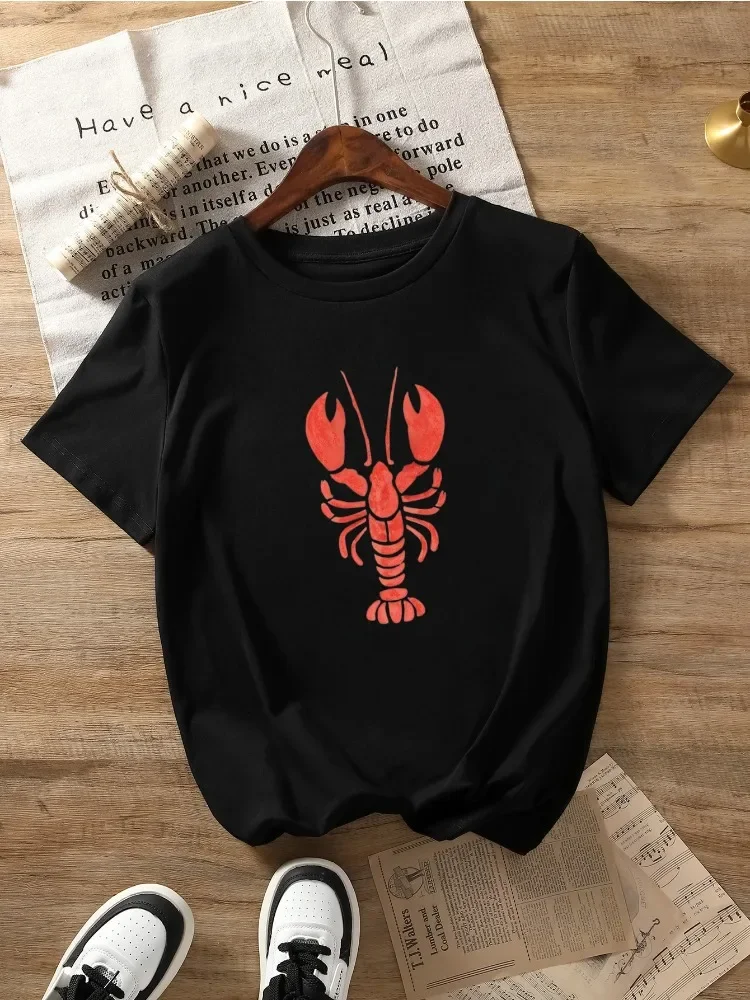 Women's Short-sleeved Crew Neck T-shirt with A Cartoon Lobster Print Fashionable and Casual.graphic T Shirts Summer Personality