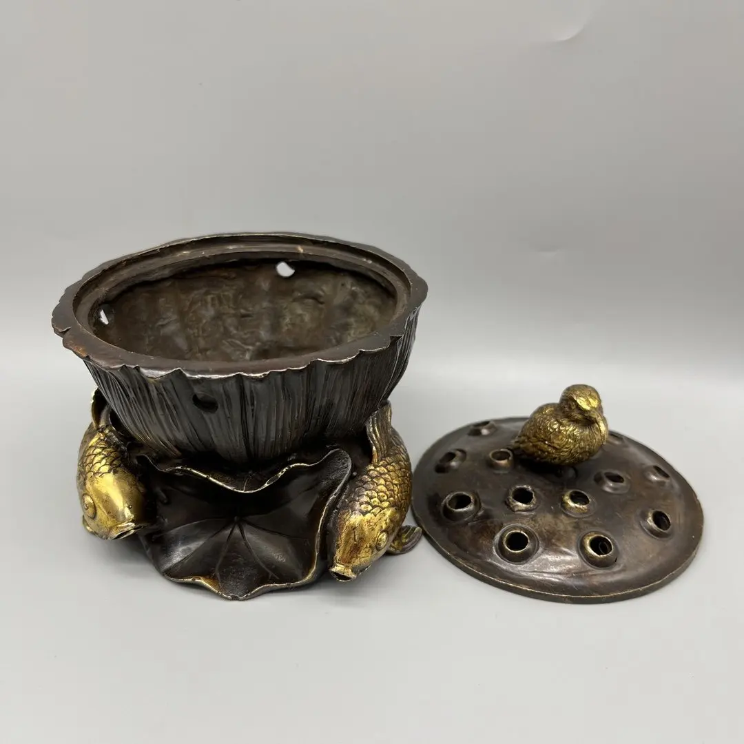 Bronze Aroma Diffuser Lotus Flower Incense Burner Sculpture Bird Statue Fish Abstract Modern Art Sculpture Home Decor Crafts