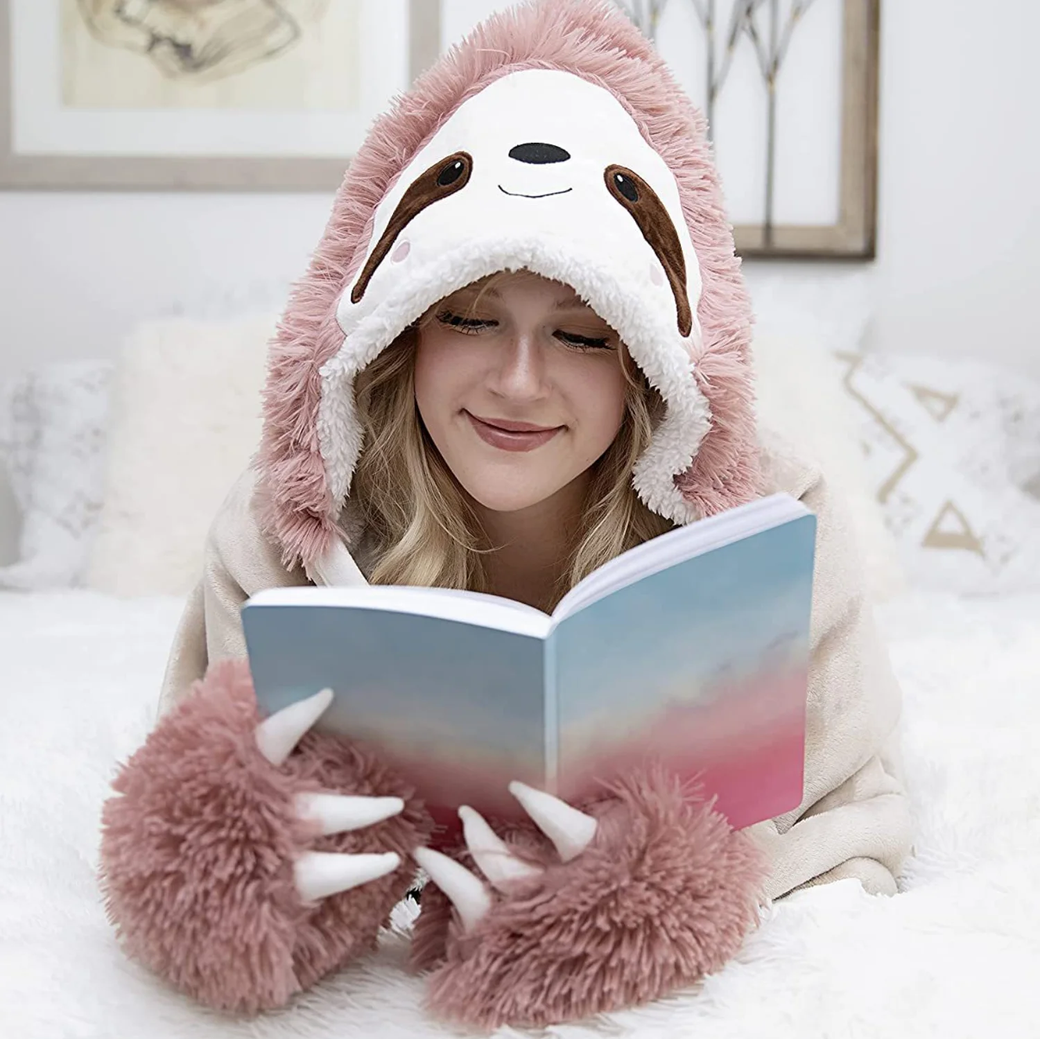 Cute Cartoon Sloth Hooded Flannel Robe Shawl Blanket with Glove Winter Thickened Lamb Fleece Soft Comfortable Home Tv Blanket