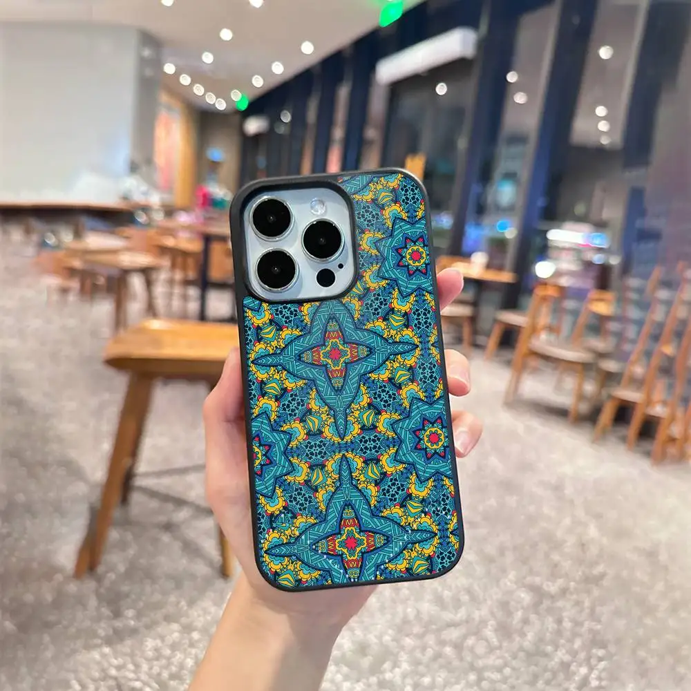 حافظة هاتف C-Colorful R-Retro Pictures لهاتف iPhone17,16,15,14,13 Plus، Pro Max Magnetic للشحن اللاسلكي Magsafe