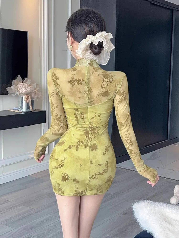 REDDACHiC ヴィンテージ花柄中国女性チャイナドレスシアー中空長袖ボディコン袍ミニドレスヴィンテージセクシーな衣装