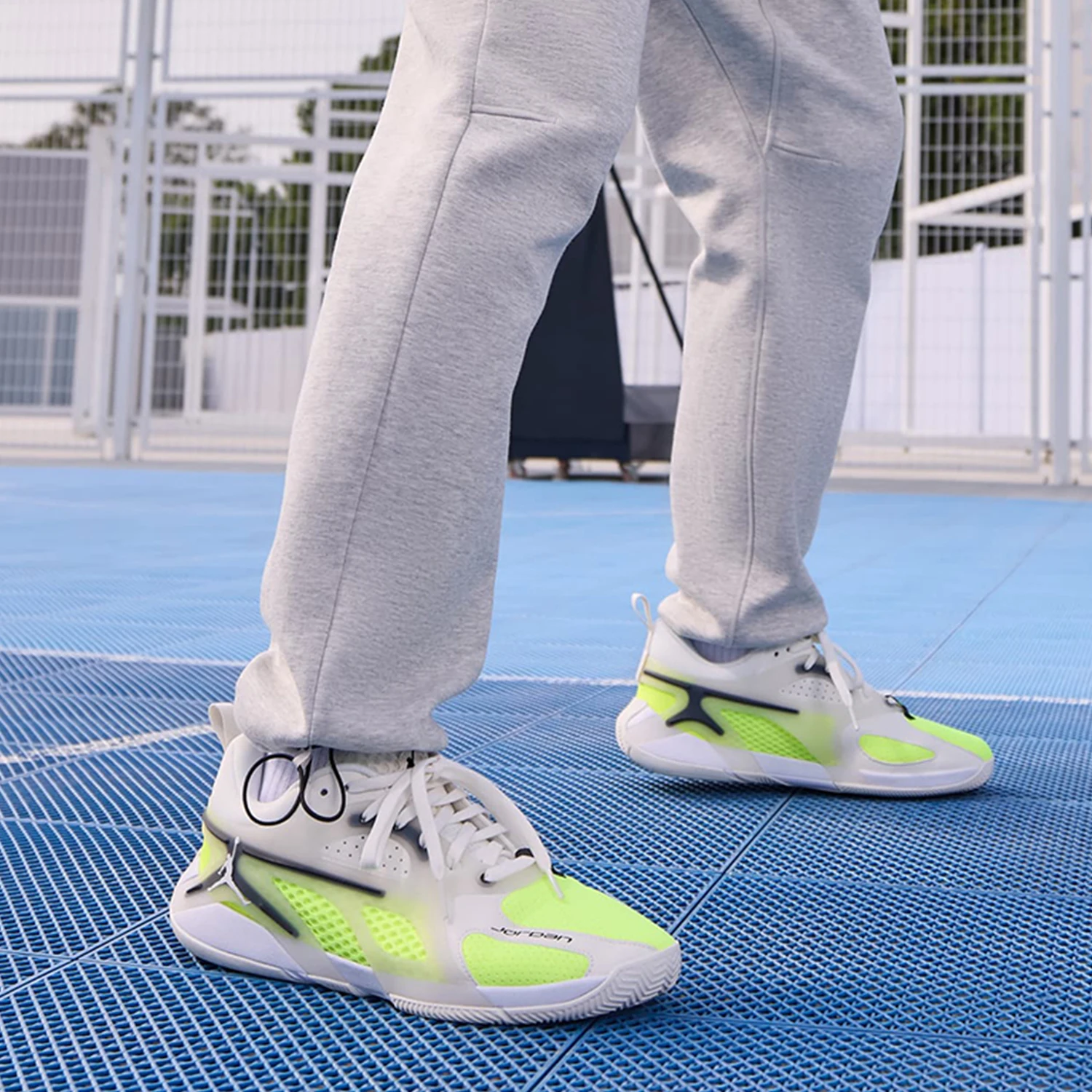 

Nike genuine Jordan Men's Breathable Sport Training Basketball Shoes FQ3859-107