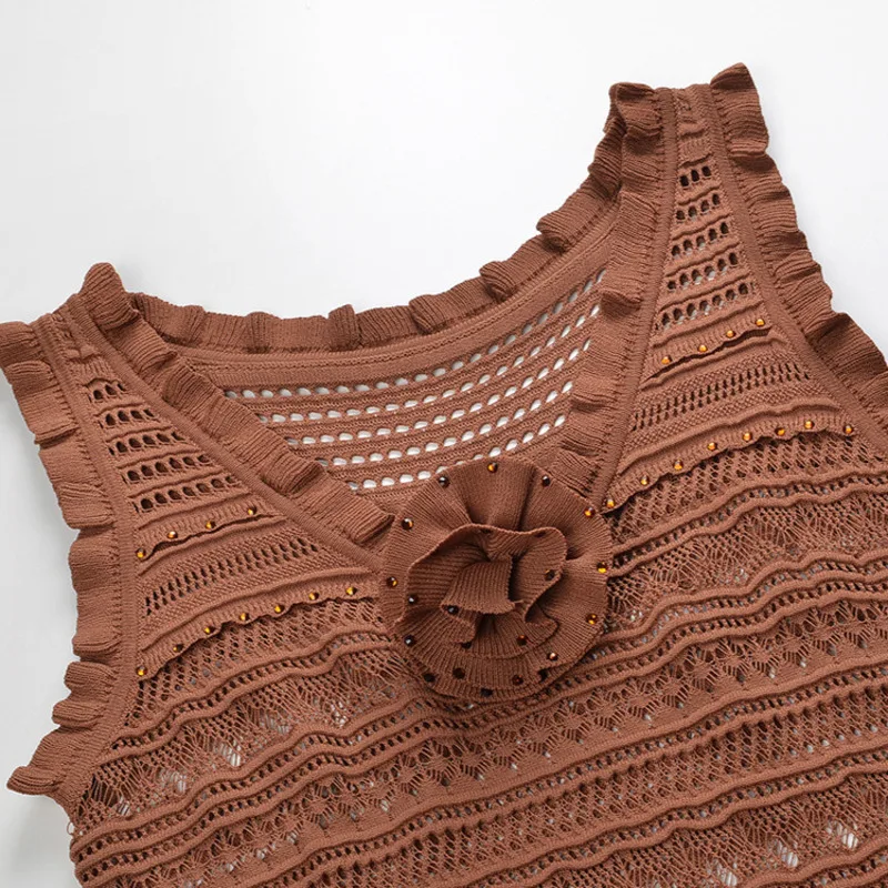 Dames Franse haakkant gebreide jurk 2025 - Bloemuitsparing ontwerp, mouwloze tank met ruches aan de zoom, lente-zomerjurk