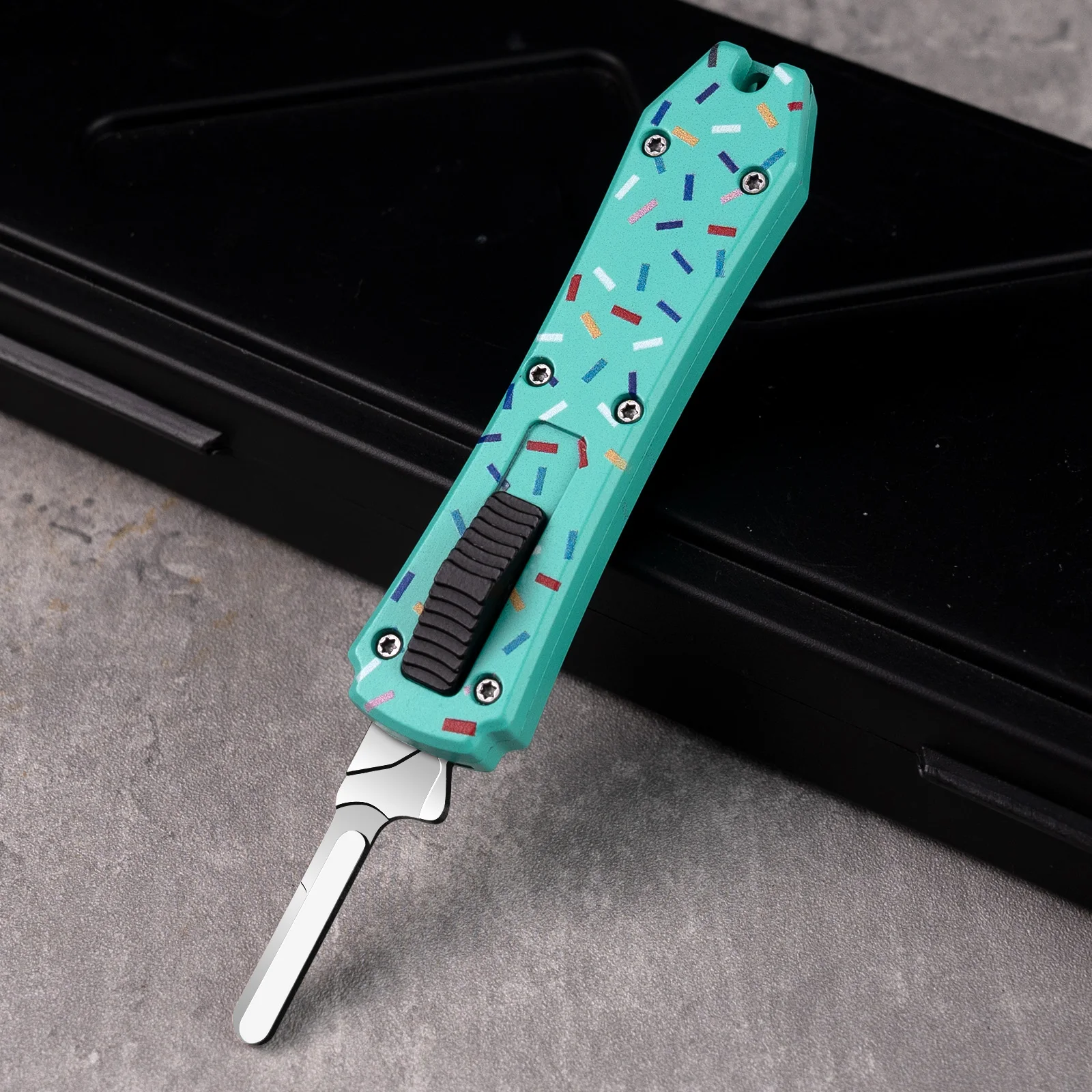 Multifunctional craft knife handle with belt clip (blades not included; compatible with No. 23 blades), CNC-machined