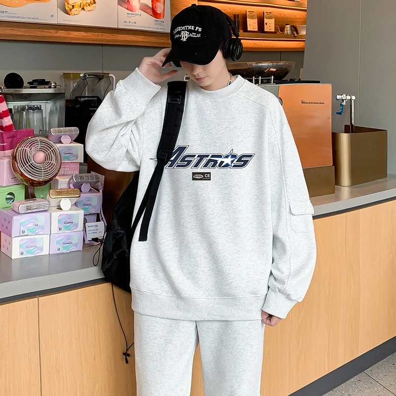 

Мужской спортивный костюм в консервативном стиле, новинка 2023 года, осенний повседневный комплект, пуловер с круглым вырезом и брюки, свободный крой, удобный, разные размеры