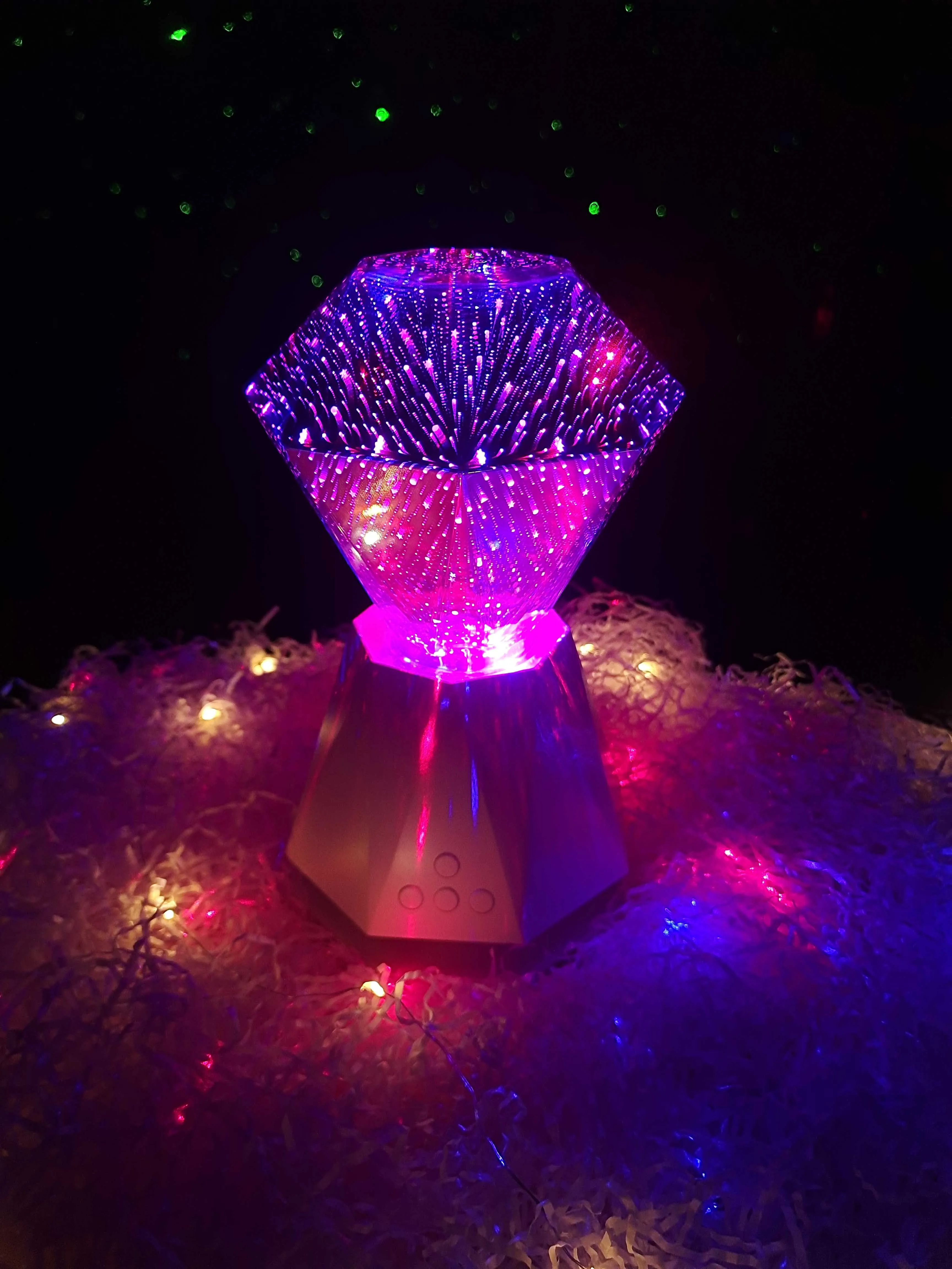 Amazing 3D table lamp diamonlite with 360 degrees rotations for Christmas camping parts dj dinner decorations lighting