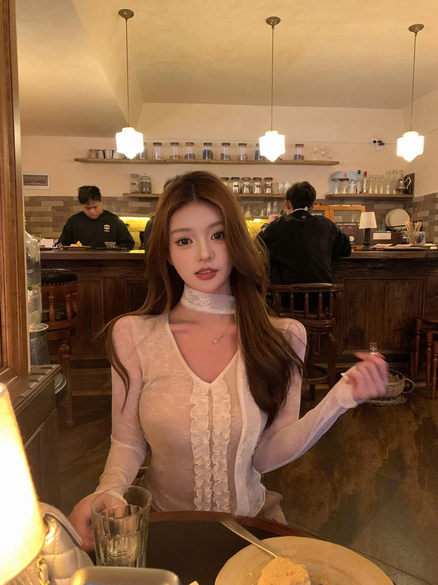 

Retro Nini Chestnut Double Layer Lace Gored Waist Dynamic Matching Sash Base Shirt Elegant Style Long Sleeve V-Neck Women's Top