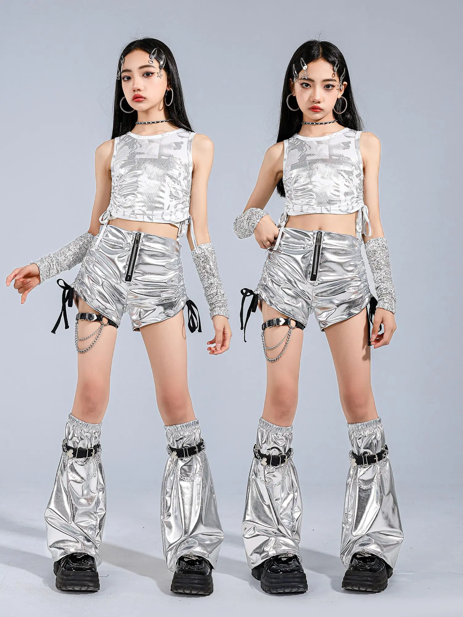 Bambini Argento Jazz Cheerlead Costume di danza Ragazze Top Pantaloncini Estate Kpop Hip Hop Performance Abiti Concerto Stage Wear BL16634