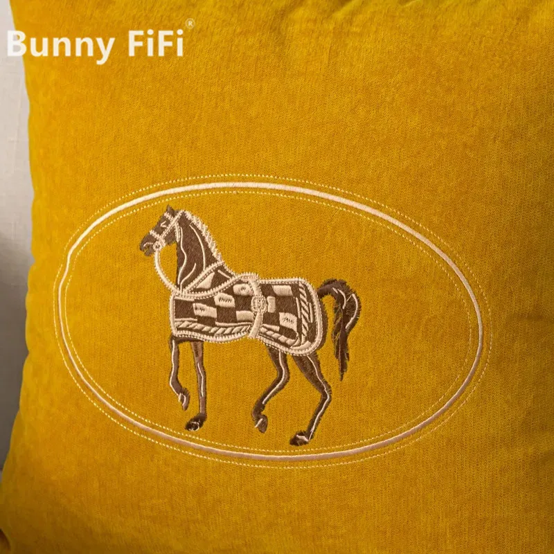 American Hand-embroidered Cushion Cover Horse Pattern Hug Pillowcase Sofa Home Office Living Room Car Pillow Cover 45*45cm