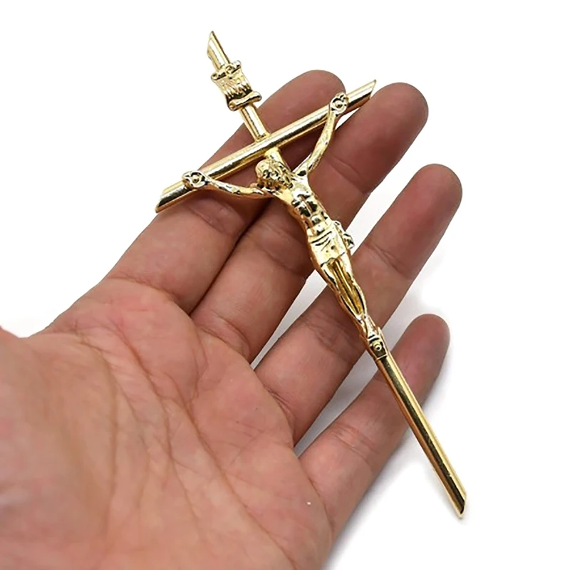 1Pc Gold Crucifix Wall Decor Handheld Metal Cross Blessing Sacred Crucifix Gift for Grandma Boys Baptism Gift 5.8*12cm..