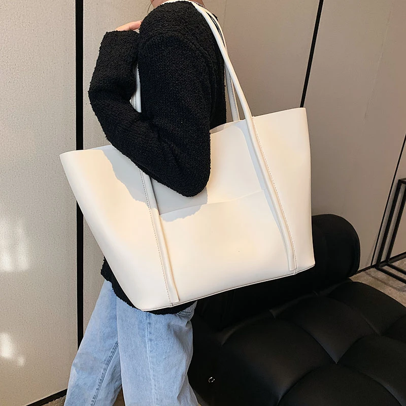 

Elegant Women Leather Luxury Fashion Designer Shoulder Tote Bag Crossbody Handbag For Daily Stylish City Chic