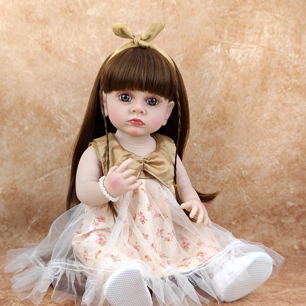 22 インチリアルなリボーン女の赤ちゃん人形 55 センチメートル手作り茶色の髪シミュレーション人形洗えるコンパニオンおもちゃ子供の日のギフト