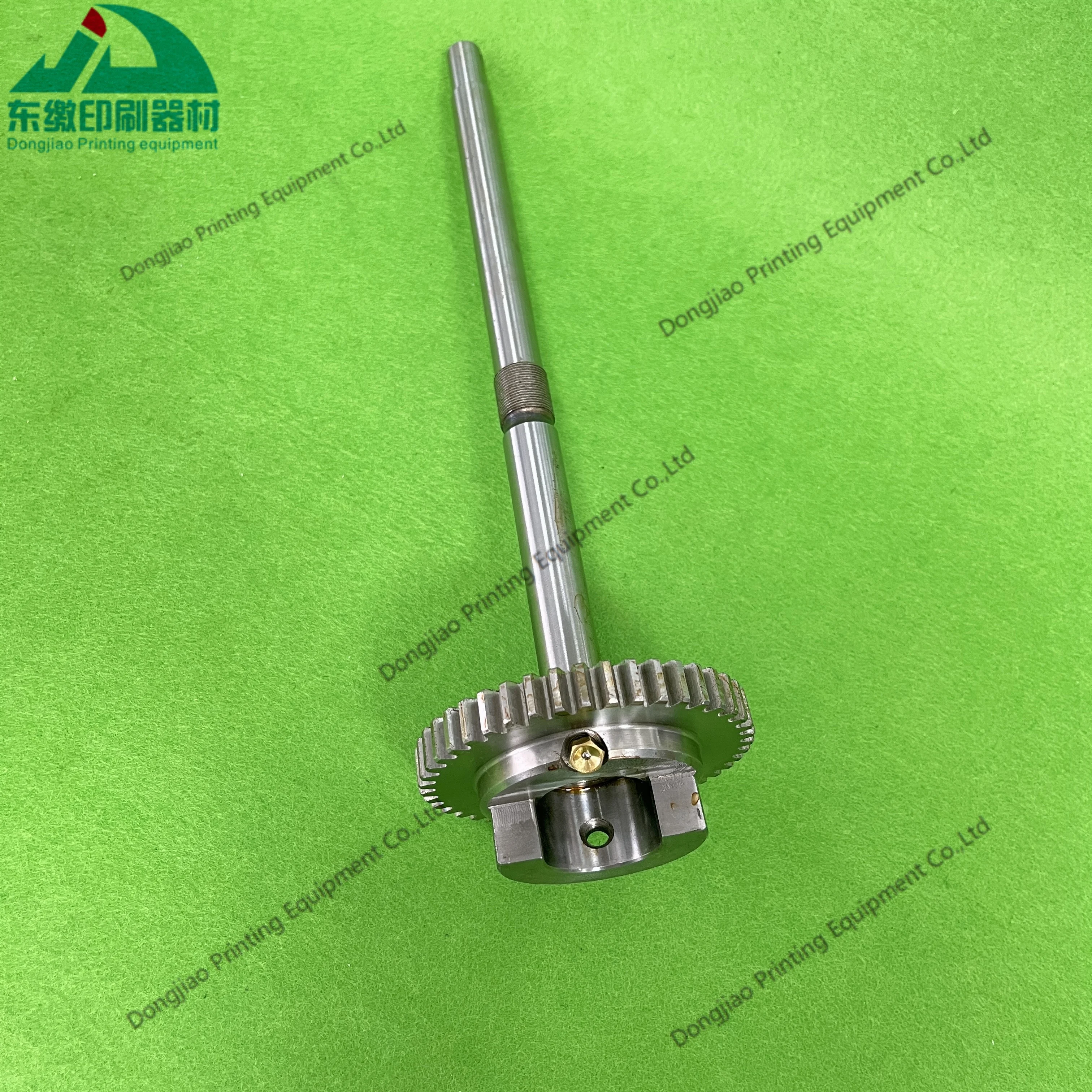 bearing-bolt-71030210f-gear-with-thread-bearing-bolt-for-sm102-cd102-gear-shaft-nipple-mv031012