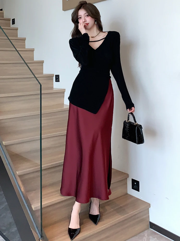 New Women Skirts Suit Sexy Autumn Sexy Black V Neck TShirt Tops + Temperament Bodycon Pencil Skirts Two Pieces Set