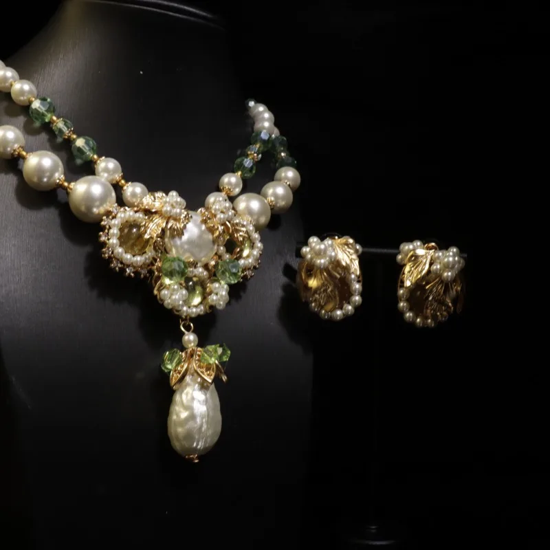 

Middle-aged Jewelry Set Baroque Water Drop Vintage Palace Style Elegant Retro Sweater Chain Pearl Ear Decoration Vintage Jewelry